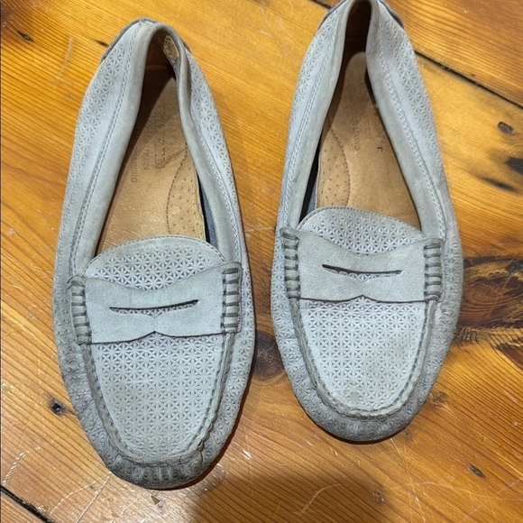 Ralph Lauren Camila Gray Loafers Slip-Ons with Soft Suede Material Size 8.5 - Picture 1 of 8